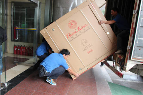 石排镇钢琴贵重工艺品无忧运